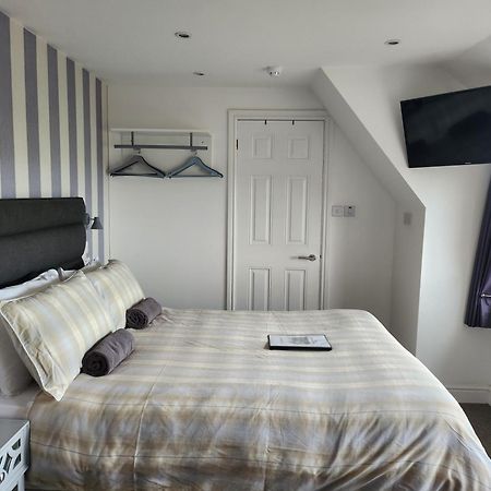 South Beach B & B Lowestoft Bagian luar foto