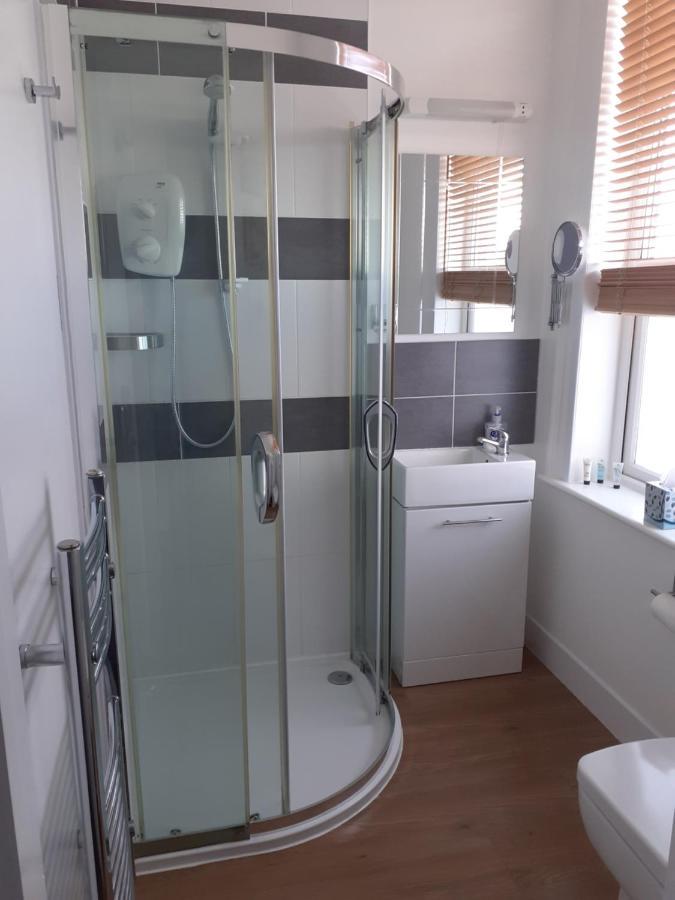South Beach B & B Lowestoft Bagian luar foto