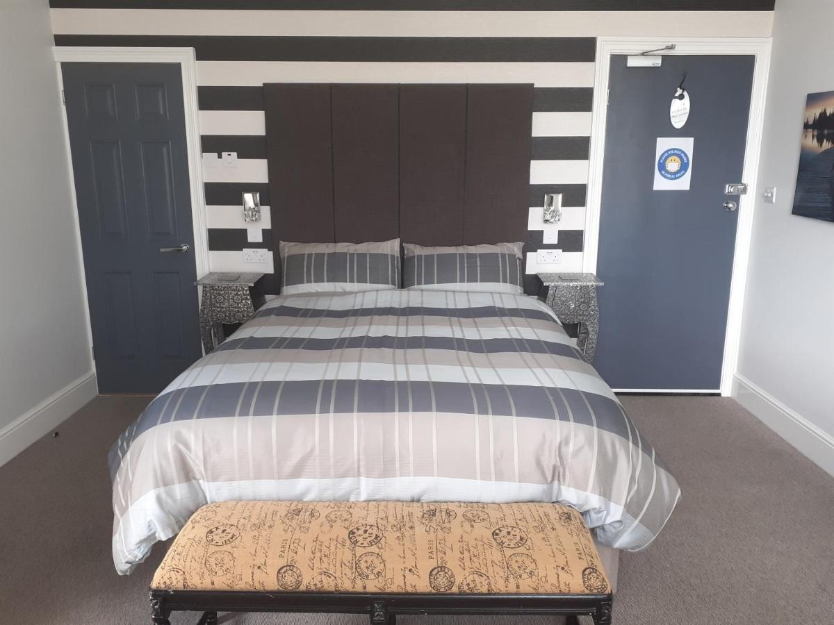 South Beach B & B Lowestoft Bagian luar foto