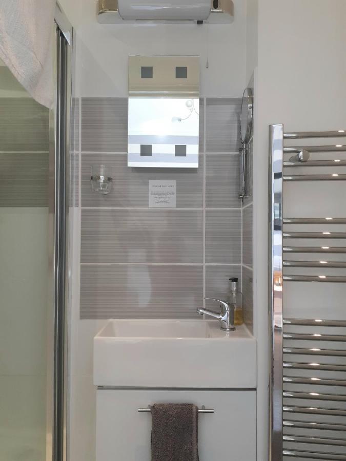 South Beach B & B Lowestoft Bagian luar foto
