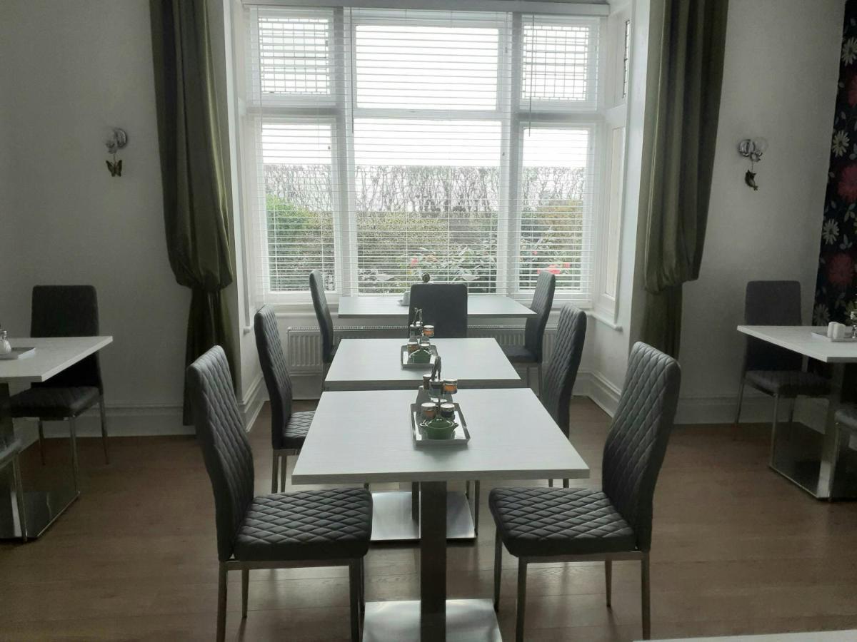 South Beach B & B Lowestoft Bagian luar foto