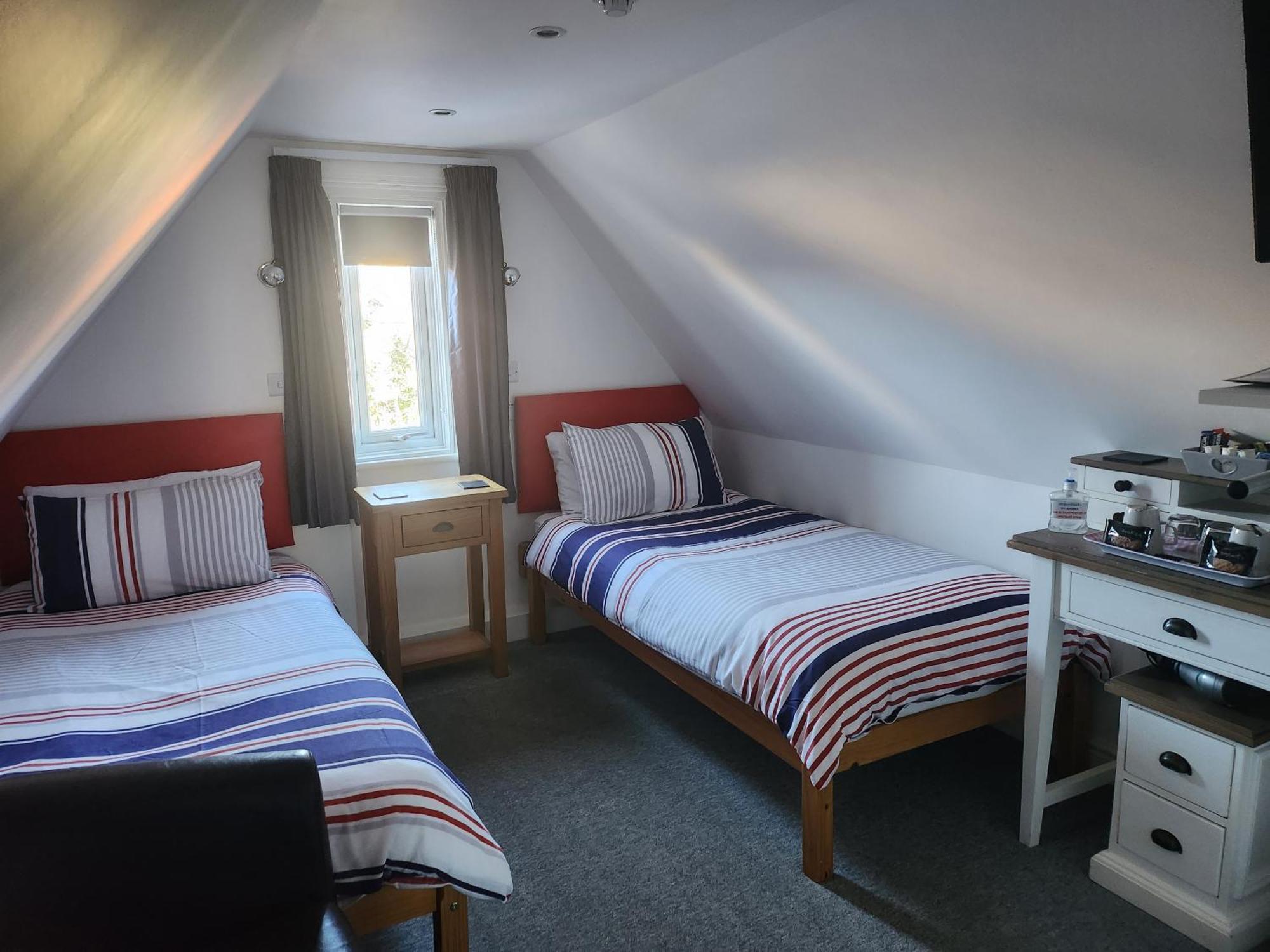 South Beach B & B Lowestoft Bagian luar foto