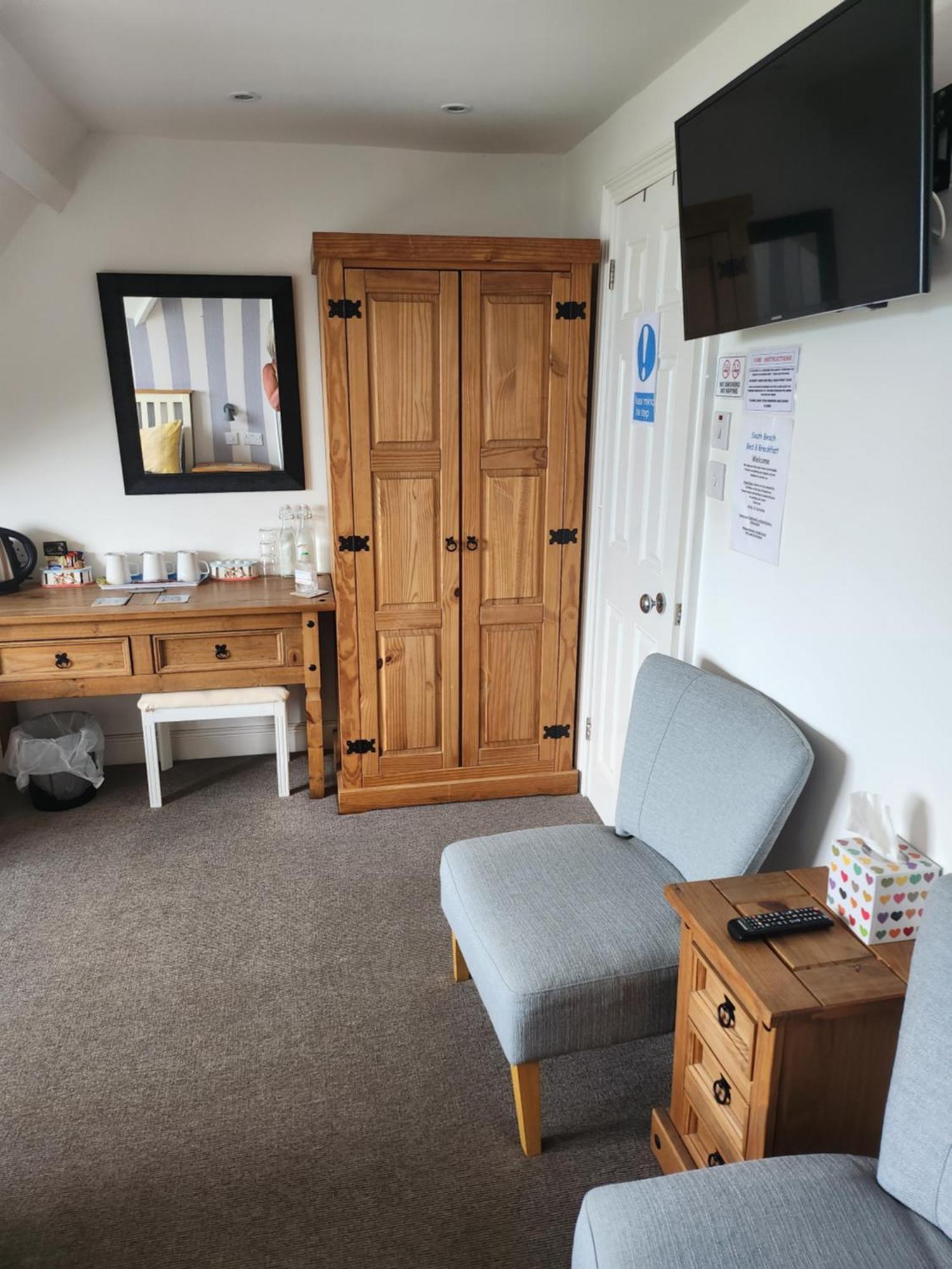 South Beach B & B Lowestoft Bagian luar foto